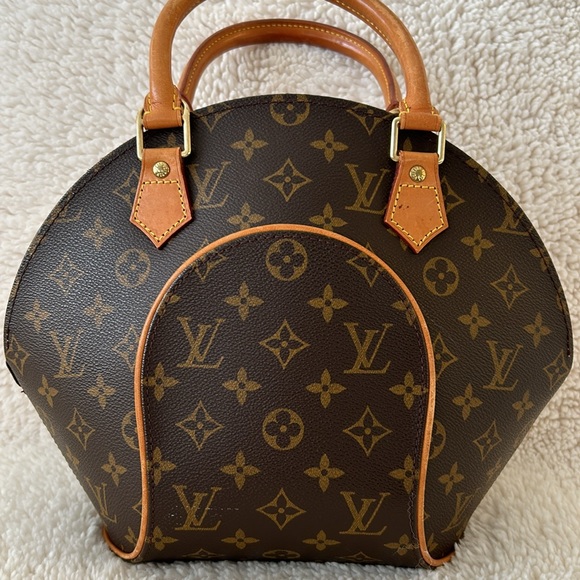 Louis Vuitton Ellipse PM Monogram - Picture 6 of 15